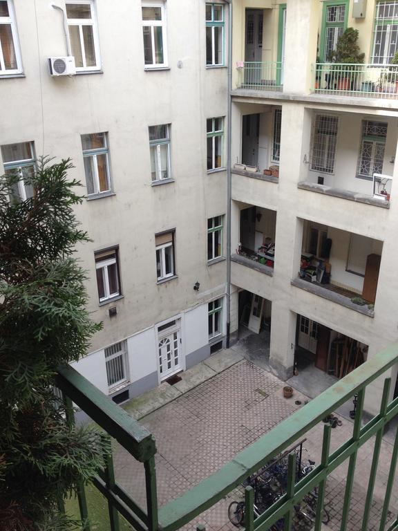Edith'S Place In Budapest Exterior photo